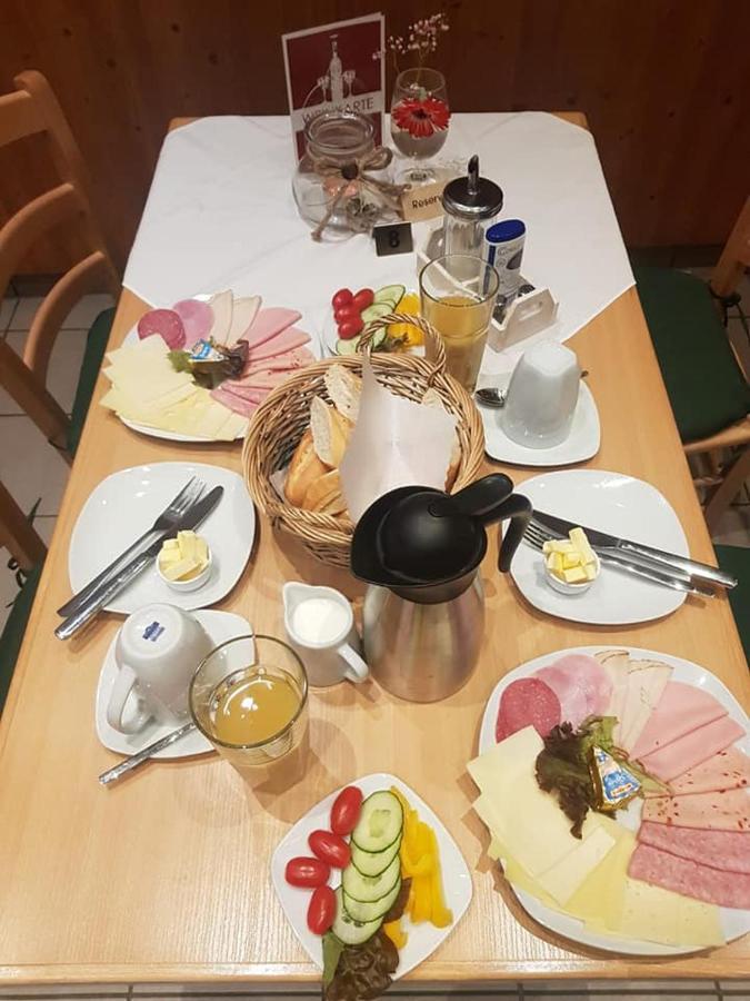 Neumarkt-Sankt Veit Hotel & Gasthof Zur Post מראה חיצוני תמונה