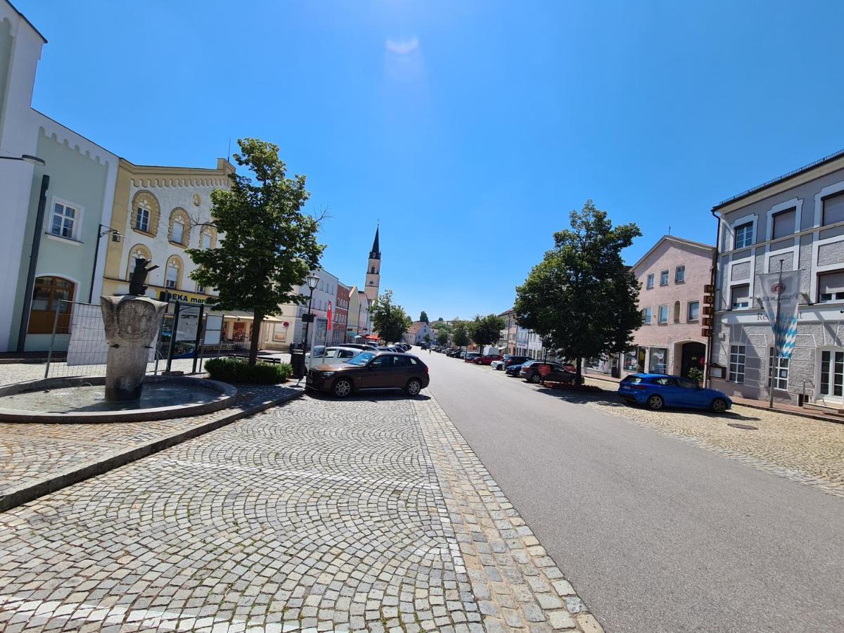 Neumarkt-Sankt Veit Hotel & Gasthof Zur Post מראה חיצוני תמונה